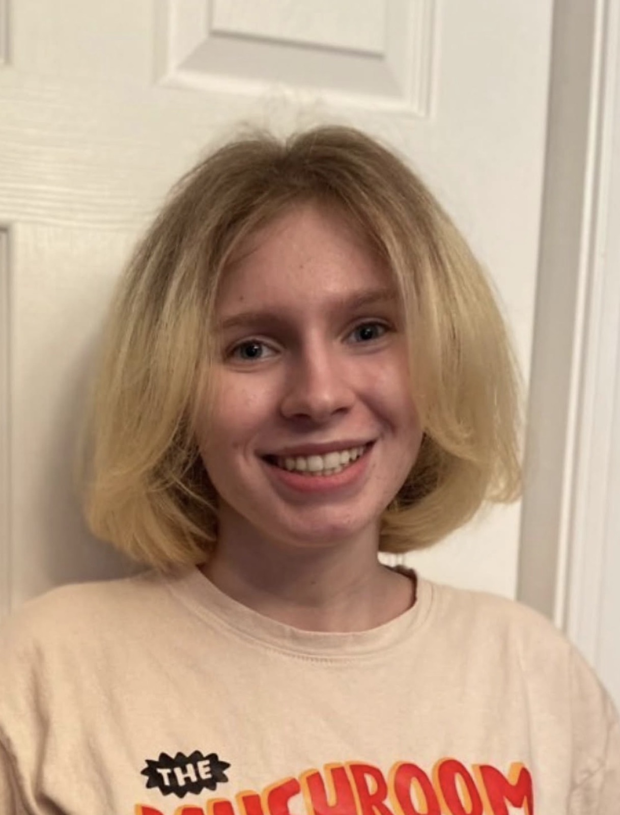 Soft blonde bob before